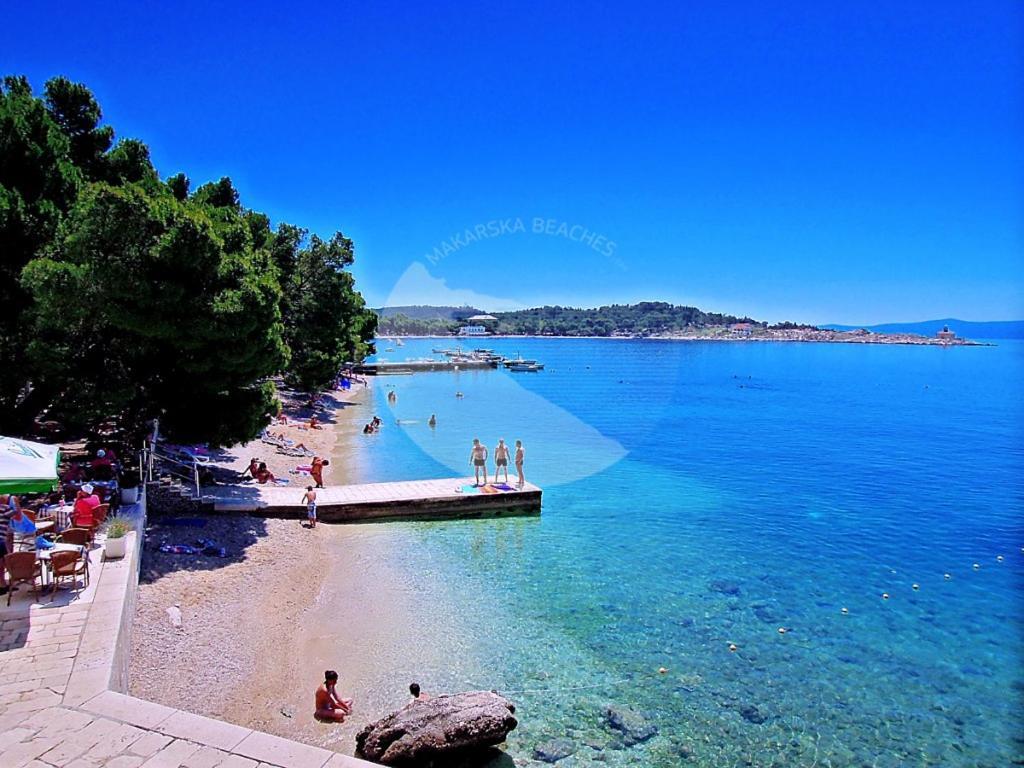 Apartments Neva Makarska Exterior foto